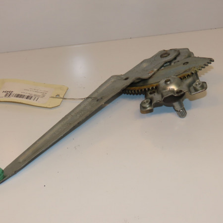 Mecanisme leve-glace arrière droit occasion SUZUKI IGNIS II Phase 1 09-2003->09-2009 1.5i 100ch 8351075G00