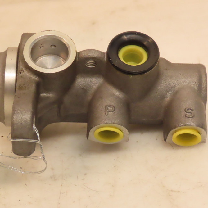 Maitre cylindre occasion HYUNDAI I 10 II Phase 2 09-2016->... 58510K7800 2