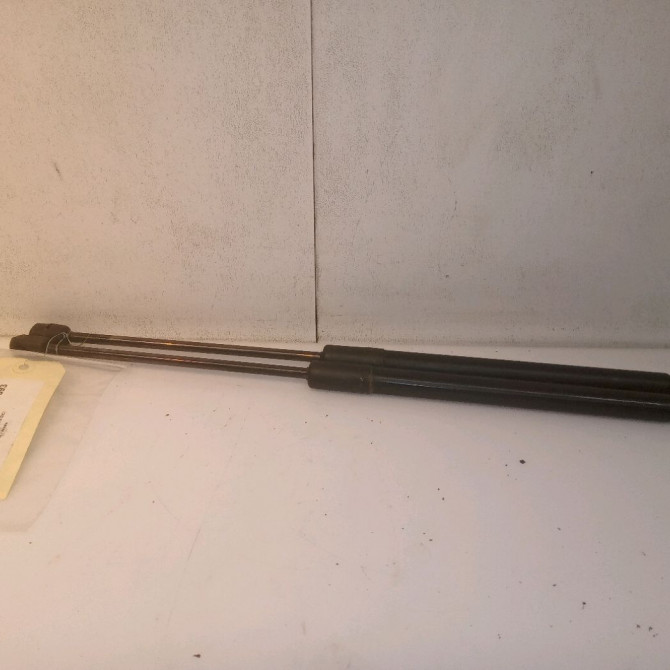 Verin droit hayon occasion RENAULT MEGANE III Phase 1 04-1995->04-1999 1.9 DCI 130ch 844300009R 1