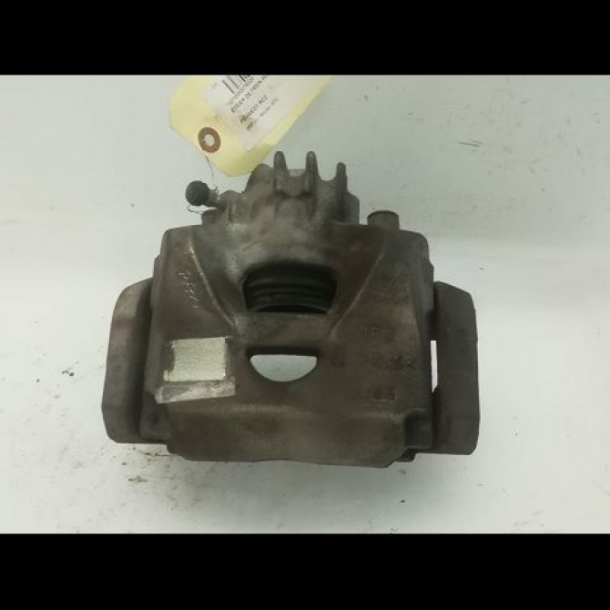 Etrier de frein avant droit occasion PEUGEOT RCZ Phase 1 01-2010->12-2012 4400X2 1