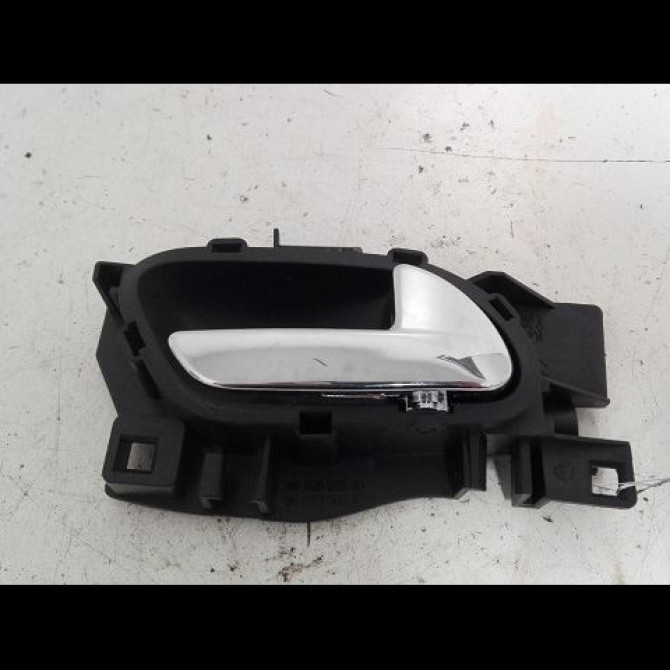 Poignee int porte avd occasion PEUGEOT 308 I Phase 1 SW 05-2008->03-2011 1.6 HDI 110ch 9144C8 1