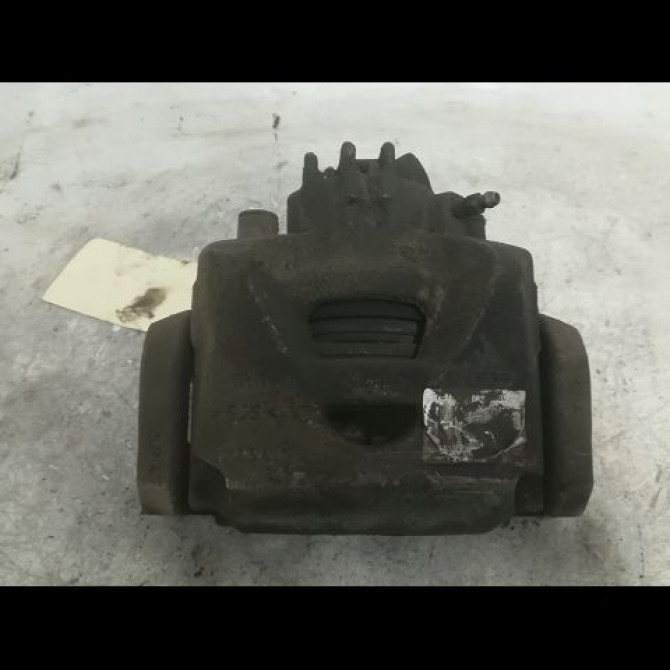 Etrier de frein avant gauche occasion PEUGEOT 3008 I Phase 1 04-2009->12-2013 2.0 HDI 150ch 4400X1 1