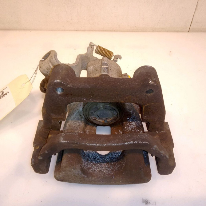 Etrier de frein arrière droit occasion PEUGEOT 5008 I Phase 1 11-2009->12-2013 2.0 HDI 150ch 4401Q3 2