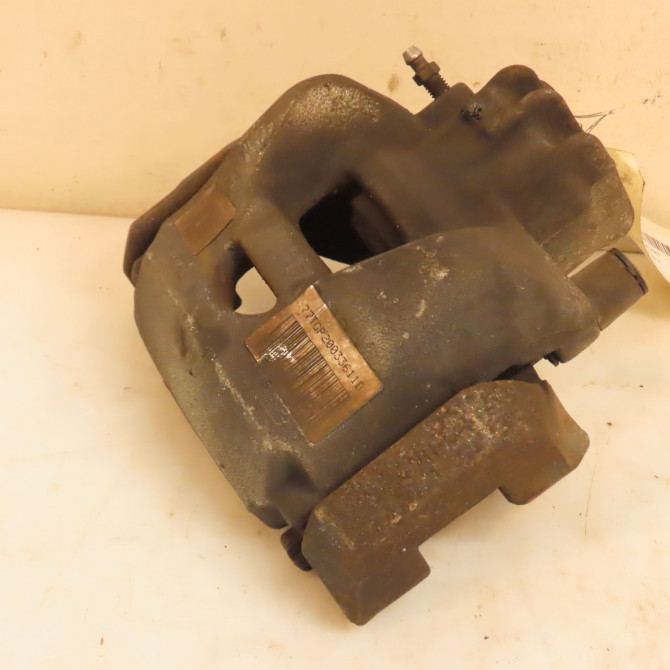 Etrier de frein avant droit occasion PEUGEOT RCZ 4400X2 1