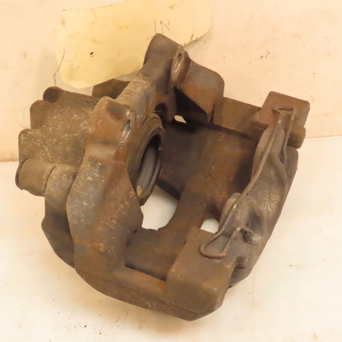 Etrier de frein avant droit occasion PEUGEOT RCZ 4400X2 2