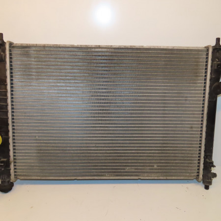 Radiateur occasion CHEVROLET AVEO I Phase 1 05-2008->12-2011 1.2i 16v 95227749