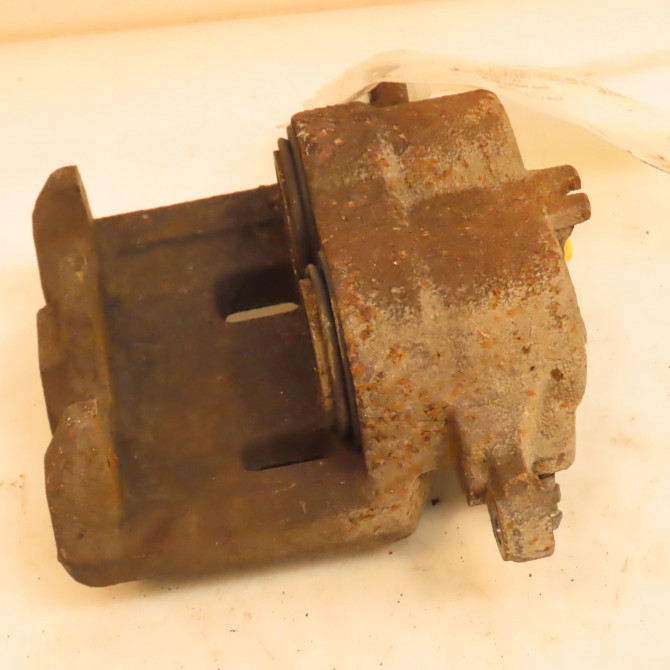 Etrier de frein avant droit occasion NISSAN X-TRAIL I Phase 2 01-2004->11-2007 2.2 DCI 410018H30A 2