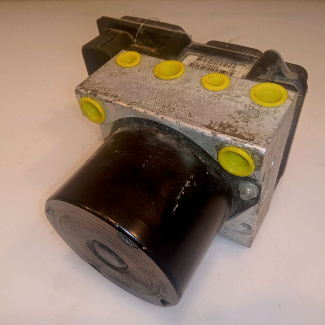 Unité hydraulique ABS occasion VOLKSWAGEN POLO IV Phase 2 05-2005->09-2009 1.4 TDI 70ch 6Q0614117AK 2