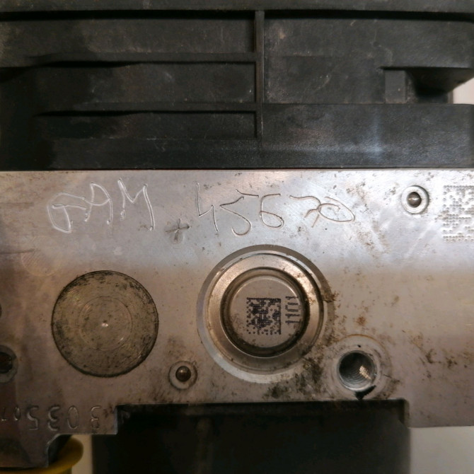 Unité hydraulique ABS occasion CITROEN DS3 Phase 1 11-2009->03-2014 1.6 e-HDi 90ch 1610182180 2