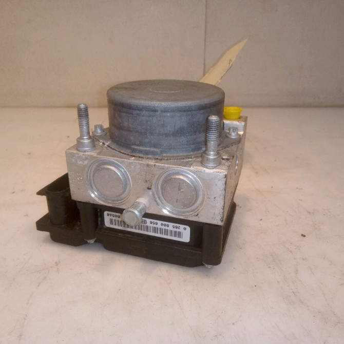 Unité hydraulique ABS occasion RENAULT CLIO CAMPUS II Phase 1 07-2006->07-2009 1.5 DCI 65ch 7701070807 2