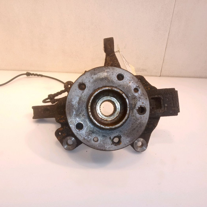 Moyeu avd occasion RENAULT SCENIC III Phase 1 04-2009->11-2011 402020010R 1