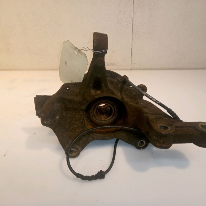 Moyeu avd occasion RENAULT SCENIC III Phase 1 04-2009->11-2011 402020010R 2