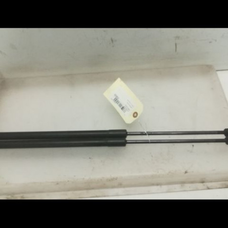 Verin droit hayon occasion AUDI A3 II Phase 1 06-2003->06-2008 1.9 TDi 8P4827552C