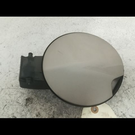Volet de trappe carburant occasion CITROEN DS3 Phase 1 11-2009->03-2014 1.6 e-HDi 90ch 1517H7