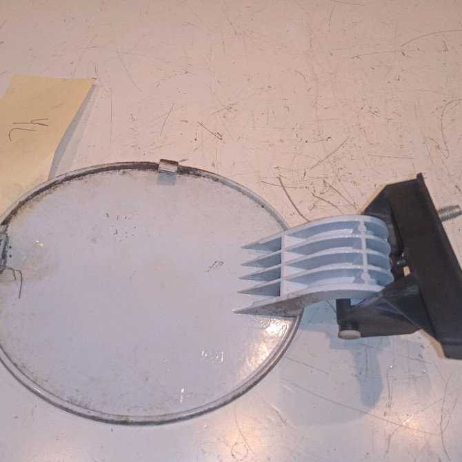 Volet de trappe carburant occasion FIAT 500 II 500 II Phase 1 2007-07-01->2016-03-31 1.2i 69ch 51785379 2