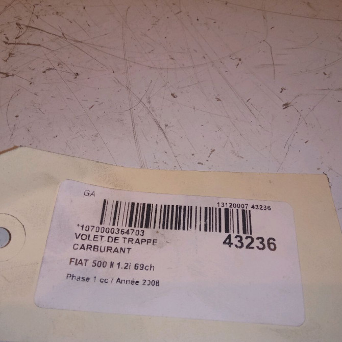 Volet de trappe carburant occasion FIAT 500 II 500 II Phase 1 2007-07-01->2016-03-31 1.2i 69ch 51785379 4