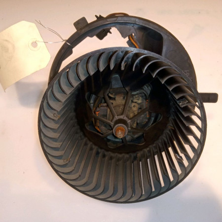 Ventilateur de chauffage occasion VOLKSWAGEN GOLF V Phase 1 11-2003->10-2008 1.9 TDI 105ch 1K1820015Q