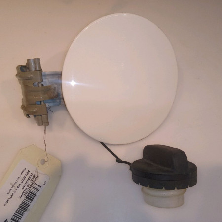 Volet de trappe carburant occasion PEUGEOT 108 Phase 1 06-2014->... 1.0 VVTI 68ch B000890180