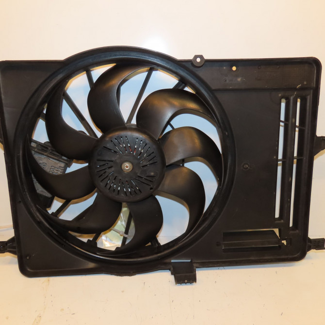 Ventilateur de refroidissement occasion FORD CMAX II Phase 1 09-2010->09-2015 1.6 TDCI 115ch 2269553 1