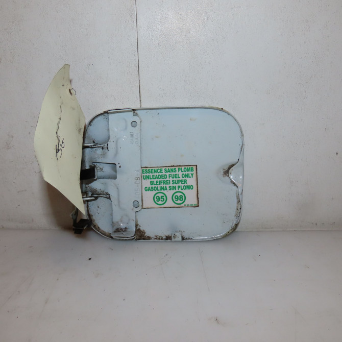 Volet de trappe carburant occasion DACIA LOGAN I Phase 1 06-2005->06-2008 1.4 MPI 6001546761 2