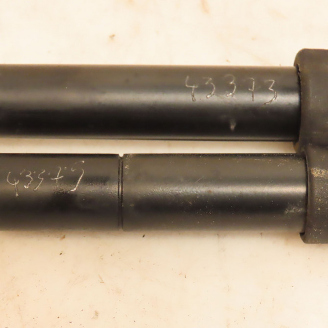 Verin d capot occasion MERCEDES CLASSE C II Phase 2 03-2004->06-2007 C 200 CDi 2038800029 2