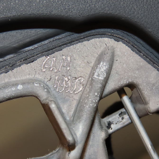 Volant de direction occasion CITROEN C4 PICASSO II Phase 1 04-2013->... 1.6 e-HDi 8v 115ch 98057439ZD 3