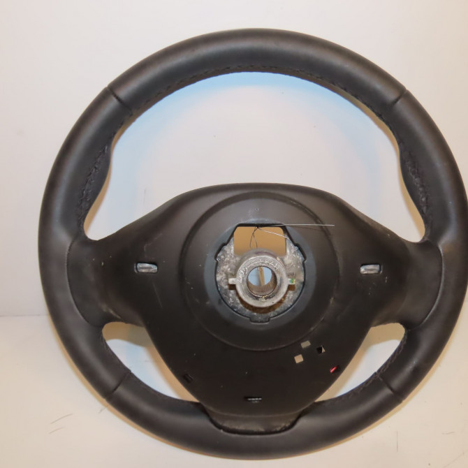 Volant de direction occasion RENAULT CLIO IV Phase 2 08-2016->... 0.9i TCE 484005241R 2