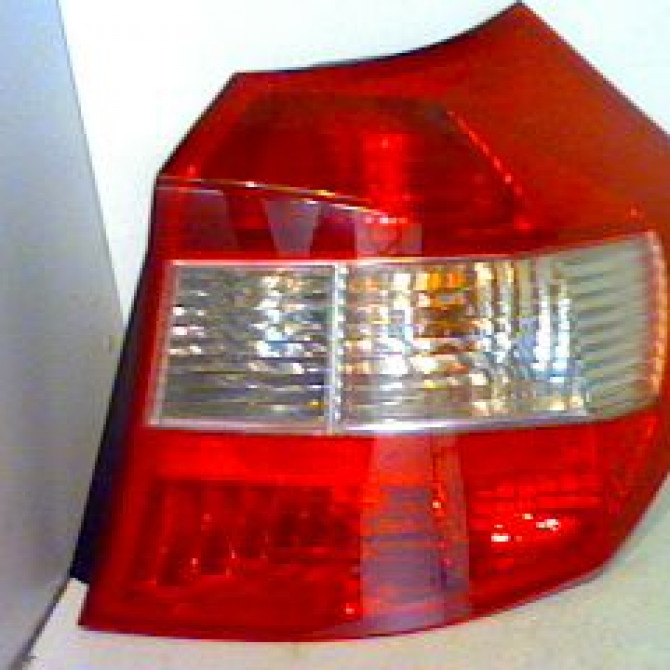 Feu arrière droit occasion B.M.W. SERIE 1 I Phase 1 05-2004->12-2006 63216924502 1
