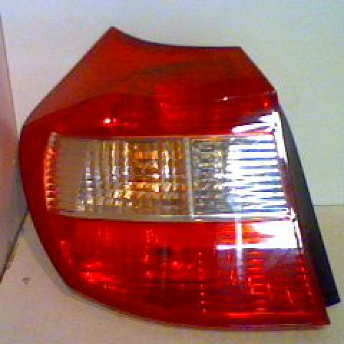 Feu arrière gauche occasion B.M.W. SERIE 1 I Phase 1 05-2004->12-2006 63216924501 1