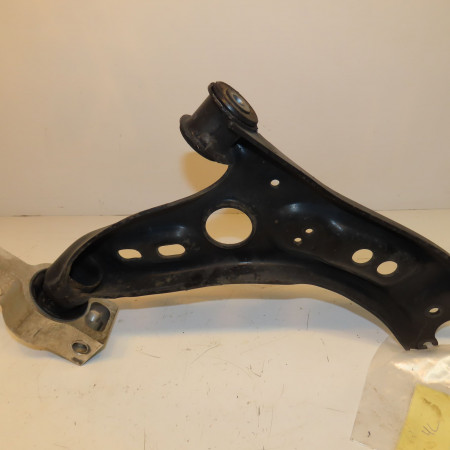 Triangle inf avg occasion VOLKSWAGEN PASSAT VI Phase 1 CC 11-2011->12-2017