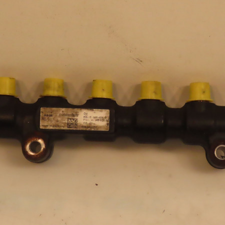 Rampe injection occasion SUZUKI SX4 I Phase 1 04-2006->03-2014 1.6 DDIS 90ch 1573169K00