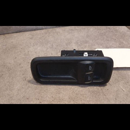 Commande lève-glace porte avant gauche occasion FORD FIESTA VI Phase 1 10-2008->11-2012 1.4 TDCI 68ch 1547736