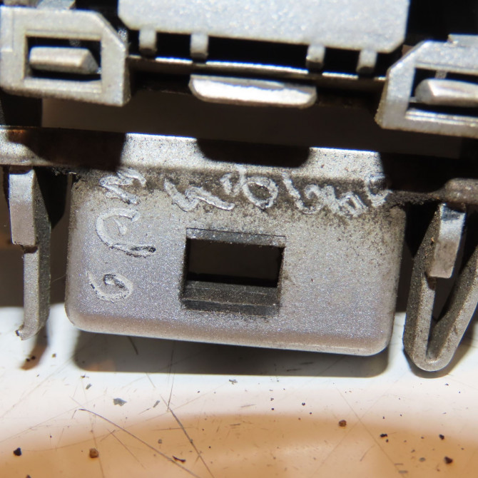 Volet de trappe carburant occasion CITROEN C3 PLURIEL I Phase 1 04-2003->09-2008 1.4 HDi 1517A2 3