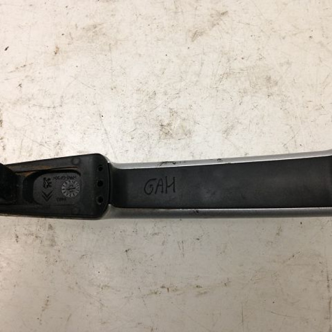 Poignee ext porte avd occasion PEUGEOT 208 208 Phase 1 2012-03-01->2015-09-30 1.4 HDI 68ch 9101GH 2