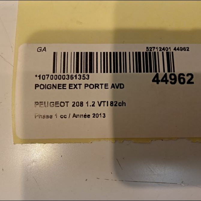 Poignee ext porte avd occasion PEUGEOT 208 208 Phase 1 2012-03-01->2015-09-30 1.2 VTI 82ch 9101GH 2