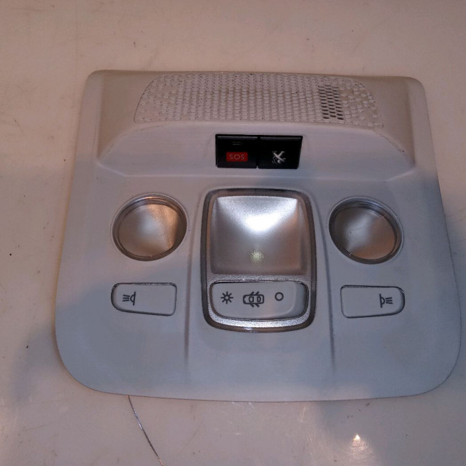 Plafonnier occasion PEUGEOT 2008 Phase 1 04-1995->04-1999 1.6 BlueHDI 120ch 96781445PR 1