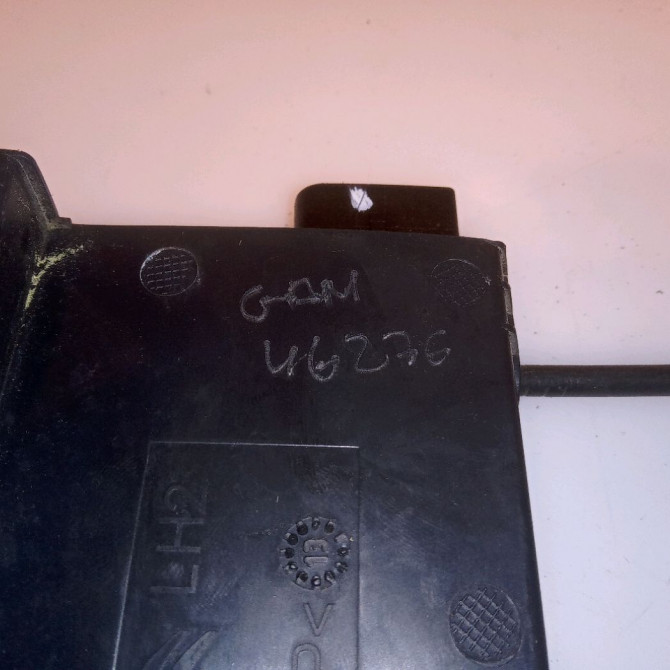 Serrure porte arg occasion CITROEN C4 GRAND PICASSO II Phase 1 04-2013->... 1.6 e-HDi 115ch 9826137680 3