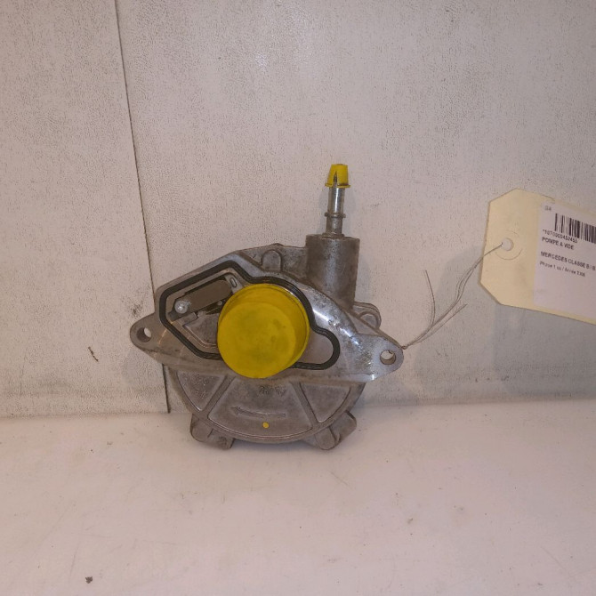 Pompe a vide occasion MERCEDES CLASSE B I Phase 1 06-2005->04-2008 B 180 CDI 6402300465 1