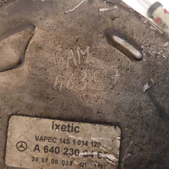 Pompe a vide occasion MERCEDES CLASSE A II Phase 2 04-2008->06-2012 A 180 CDI 6402300465 3