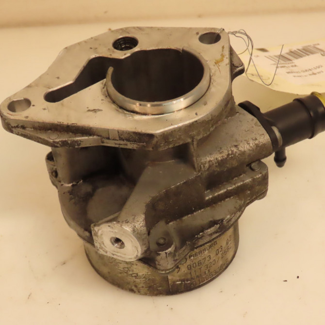 Pompe a vide occasion RENAULT CLIO III Phase 2 03-2009->12-2014 1.5 DCI 75ch 2