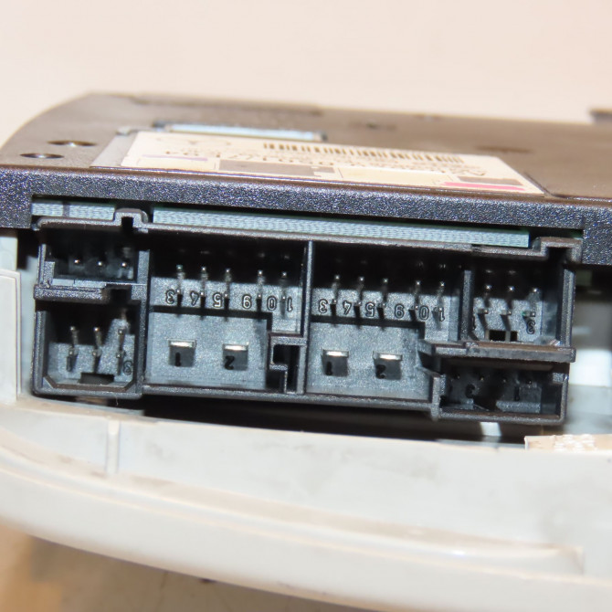 Plafonnier occasion MERCEDES CLASSE CLK II Phase 1 05-2002->12-2009 270 CDI 2098203101 2