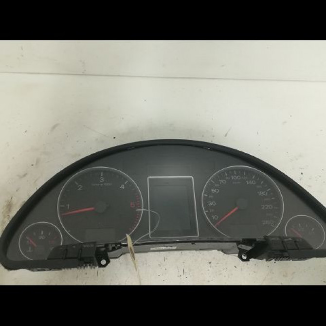 Compteur occasion AUDI A4 II Phase 2 AVANT 09-2004->04-2008 1.9 TDI 115ch 8E0920985T 1