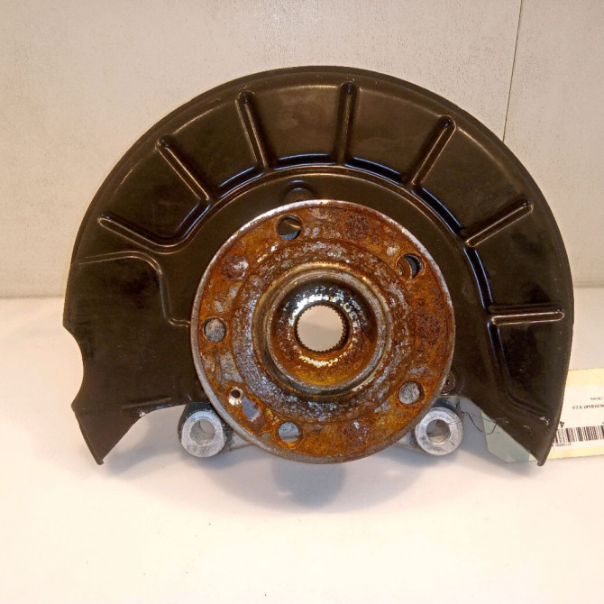 Moyeu avd occasion VOLKSWAGEN PASSAT V Phase 1 04-1995->04-1999 2.0 TDI 140ch 5K0498621 1