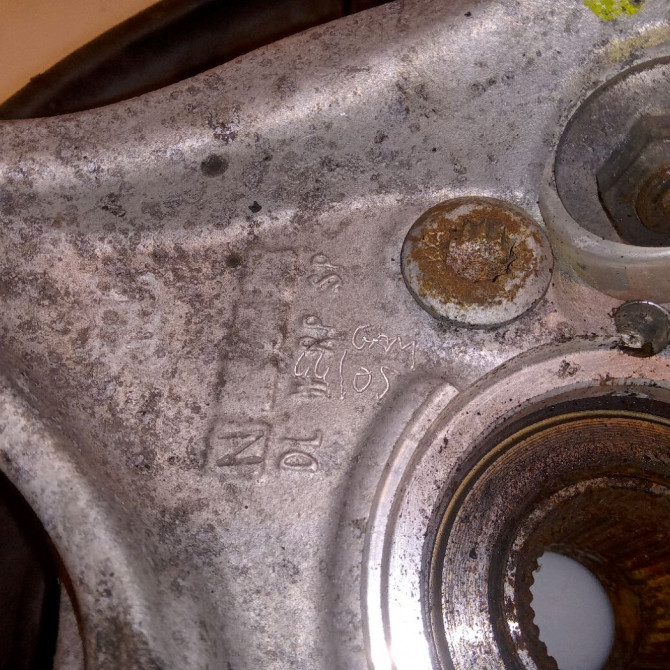 Moyeu avd occasion VOLKSWAGEN PASSAT V Phase 1 04-1995->04-1999 2.0 TDI 140ch 5K0498621 3