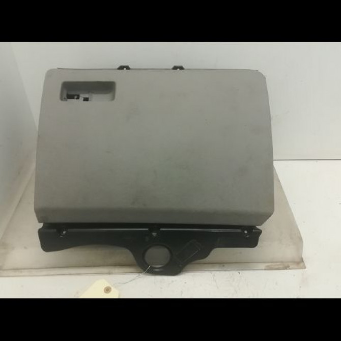 Boite à gants occasion VOLKSWAGEN PASSAT V Phase 1 03-2005->10-2010 2.0 TDI 140ch 3C1857114E9B9 1