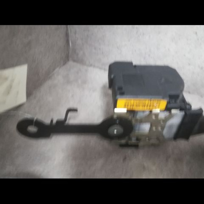 Ceinture avant droite occasion RENAULT CLIO II Phase 2 06-2001->07-2006 1.4i 16v 8200081642 3