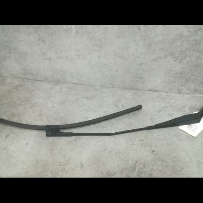 Bras essuie-glace avant gauche occasion PEUGEOT 207 Phase 1 04-2006->06-2013 1.6 HDI 8v 92ch 6429AL 1
