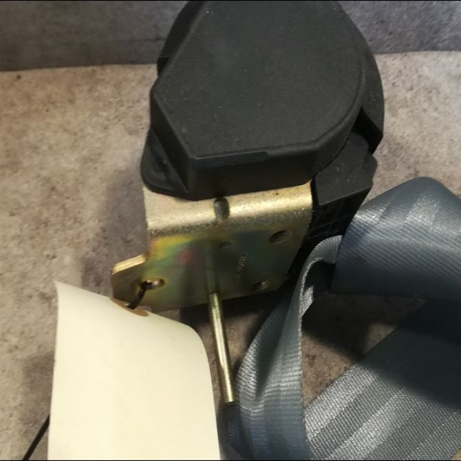 Ceinture arrière droite occasion RENAULT TWINGO I Phase 3 08-2000->06-2007 1.2i 8v 60ch 8200703374 3