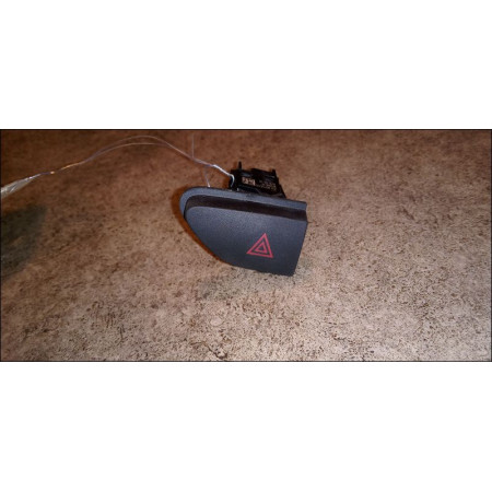 Bouton de warning occasion RENAULT CLIO IV Phase 2 08-2016->... 1.5 DCI 75ch 252907372R