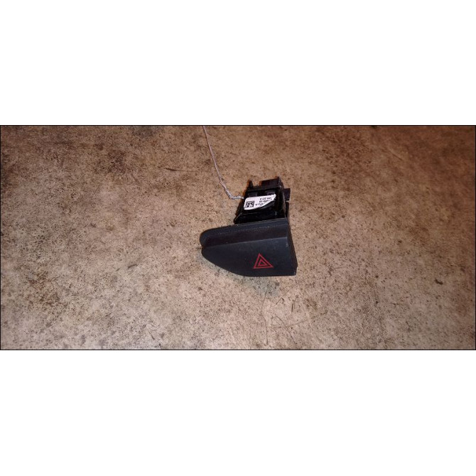 Bouton de warning occasion RENAULT CLIO IV Phase 1 07-2012->... 1.5 DCI 75ch 252907372R 1